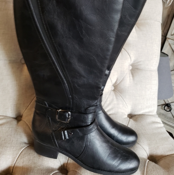 Riding boots - Picture 3 of 5